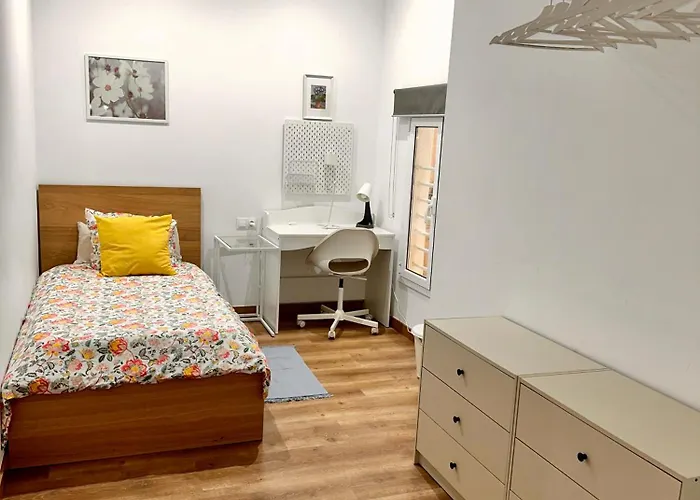 Privat bolig 3 Metro Sant Antoni *